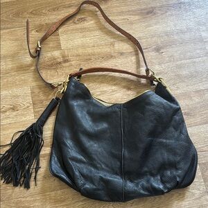 G.I.L.I Black Leather Shoulder Bag with ostrich leather handles.